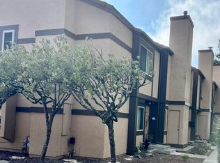 627 Hickey Blvd APT D, Pacifica, CA 94044