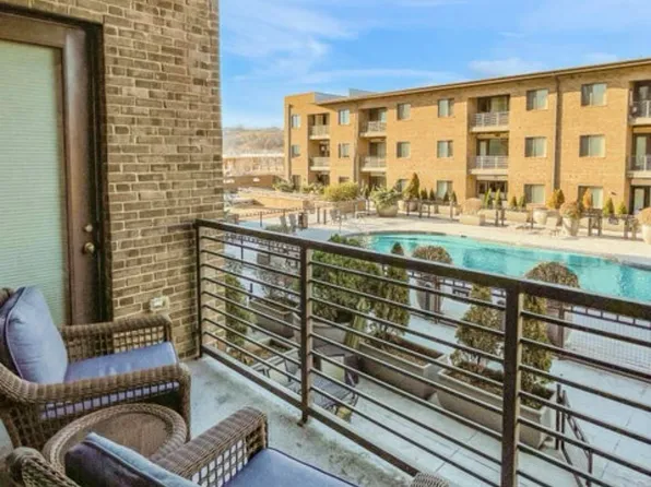 200 Manufacturers Rd APT 320, Chattanooga, TN 37405