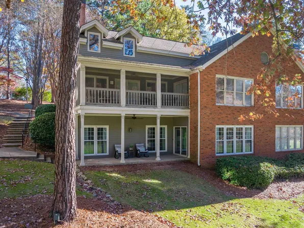 1061B Clubhouse Ln, Greensboro, GA 30642