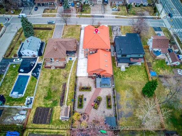 3480 Joan Dr, Mississauga, ON L5B 1T5