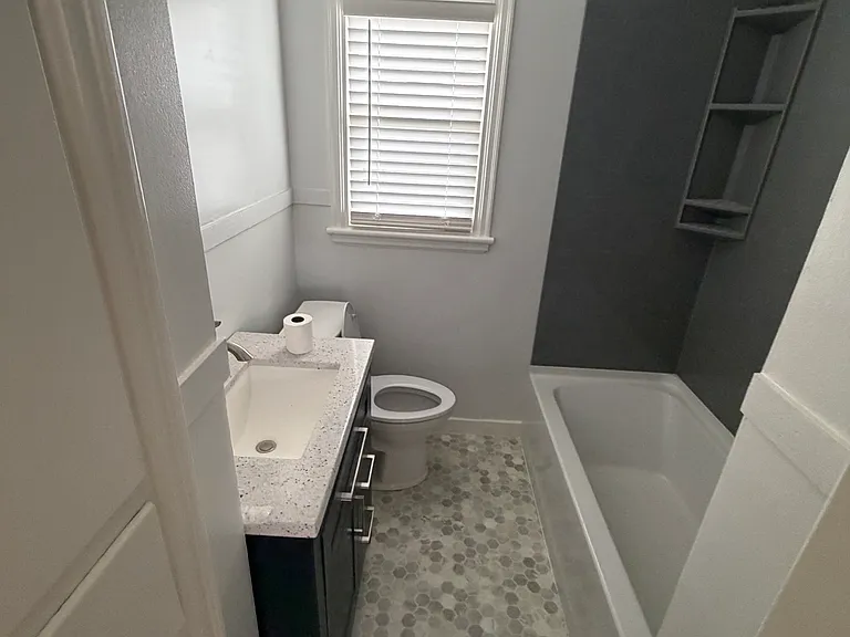 4825 Meredeth St — Photo 8
