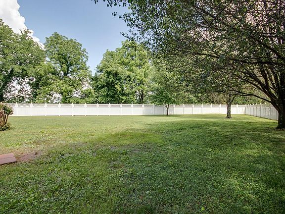 5th image of 3446 Cross Meadow Dr