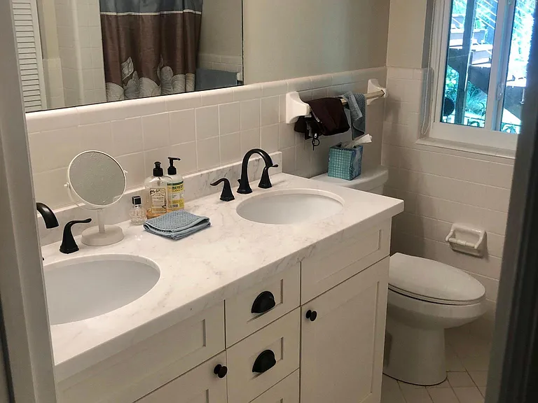 1856 NE River Ct #2 — Photo 7