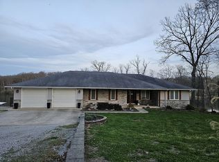 27701 Grayson Dr, California, MO 65018