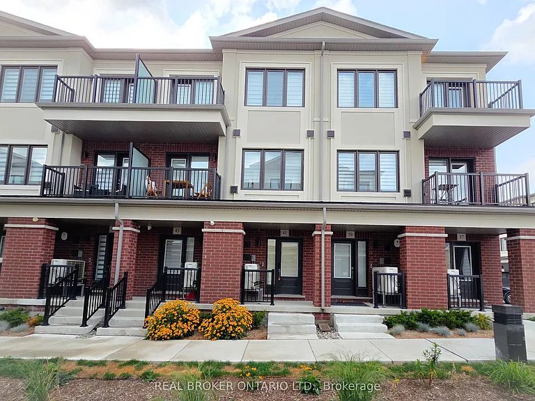 41 Matawin Ln — Photo 2