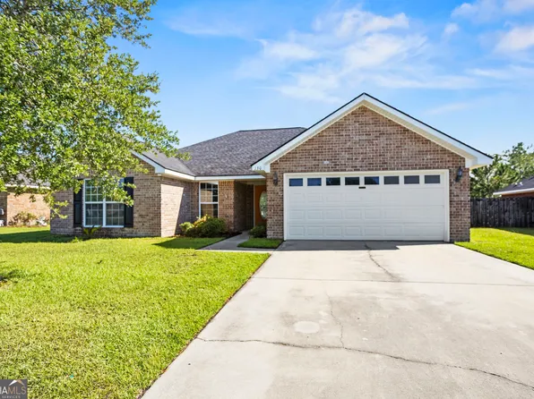 130 Grandview Dr, Hinesville, GA 31313