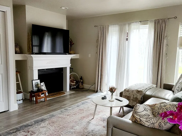 833 SW Sunset Blvd — Photo 5