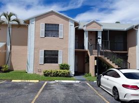 820 N Franklin Ave, Homestead, FL