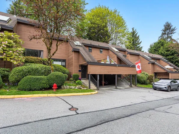 429 Cambridge Way, Pt Moody, BC V3H 3V1
