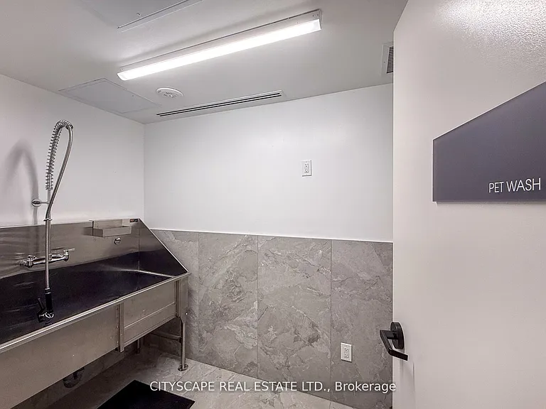252 Church St #4805 — Photo 38