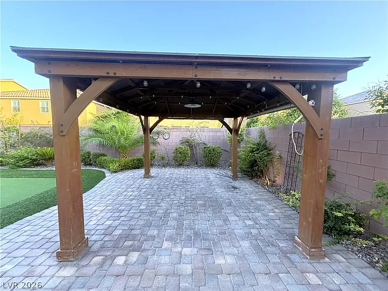 6435 Grande River Ct — Photo 64