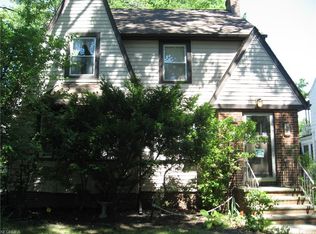 857 Cambridge Rd, Cleveland Heights, OH 44121