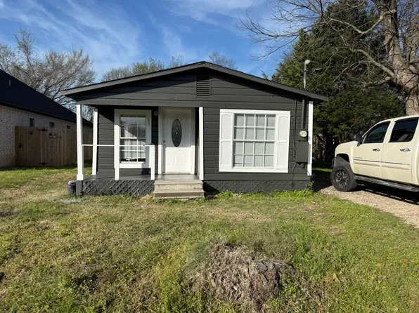 813 S Smith St, Ennis, TX 75119