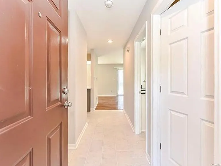 762 Marsh Rd #2 — Photo 2