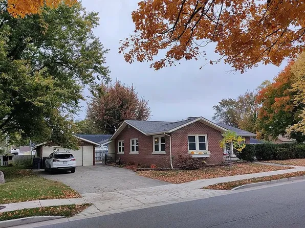 235 E Water St, Pendleton, IN 46064