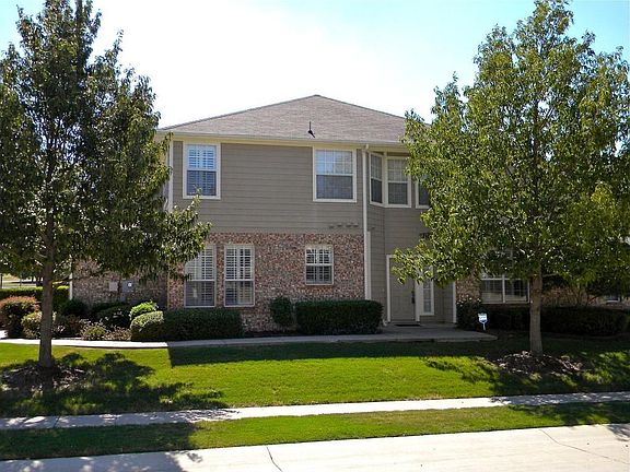 4th image of 9829 Cambria Ct