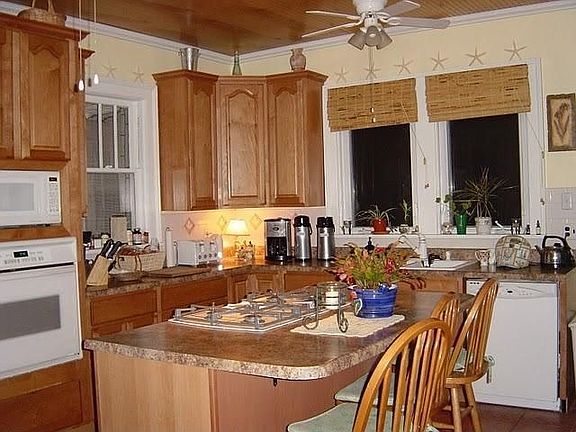 2nd image of 225 Alphin Ln