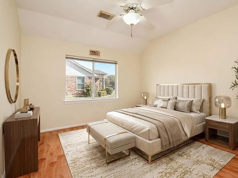 2515 Lansing Cir — Photo 36