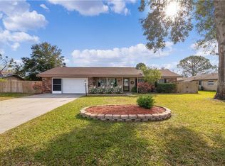 5324 Magnolia Ter, Fruitland Park, FL 34731
