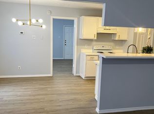 405 Fantail Loop APT B, Austin, TX 78734