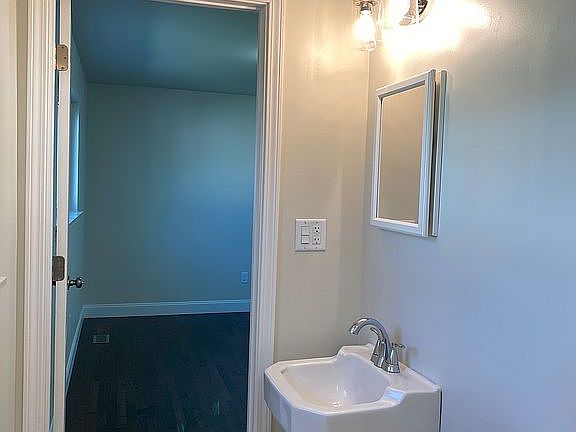 5th image of 38046 Cardoni Dr