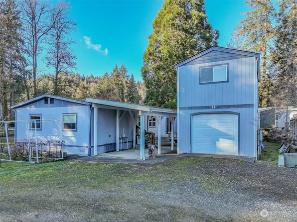 11 NE Shore Place, Tahuya, WA 98588