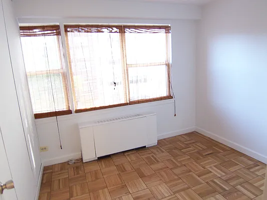 Rented by City Connections Realty | media 9