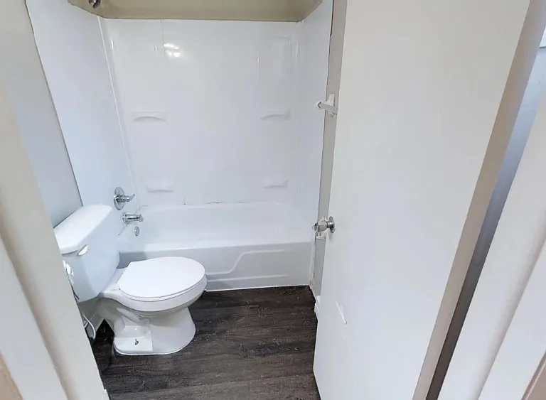 1524 Neil Ave #21 — Photo 2