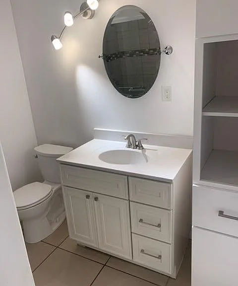 2429 Valdez St — Photo 9