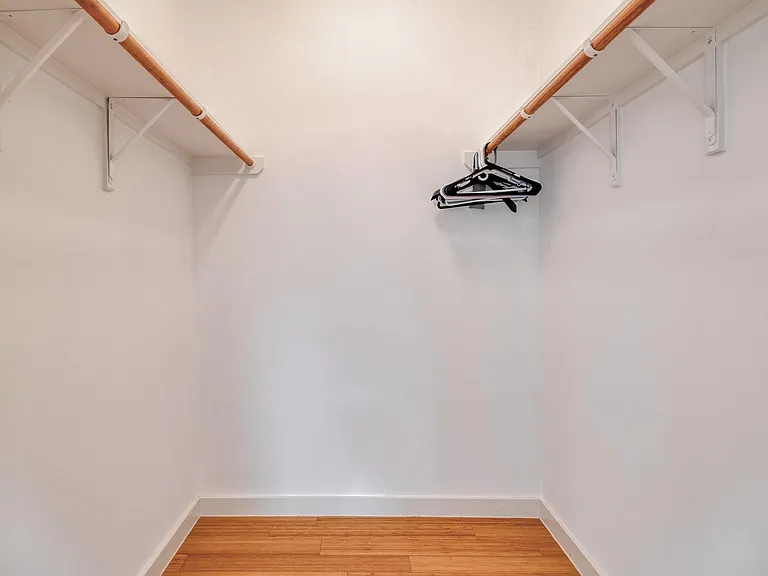 5517 Agatha Cir — Photo 22