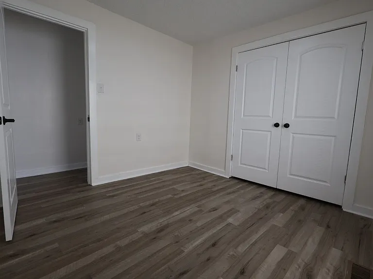 531 Smith St #Z4 — Photo 7