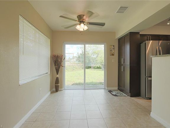 5th image of 818 Gerald Ave