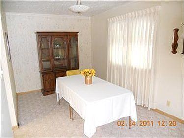 4th image of 11199 Lawndale Dr