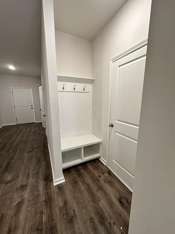 160 Benelli Dr — Photo 3