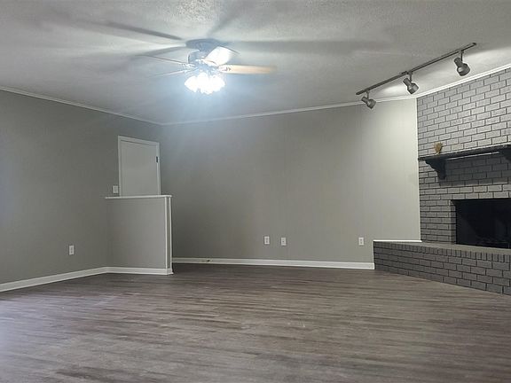 2nd image of 2 Sidney Dr