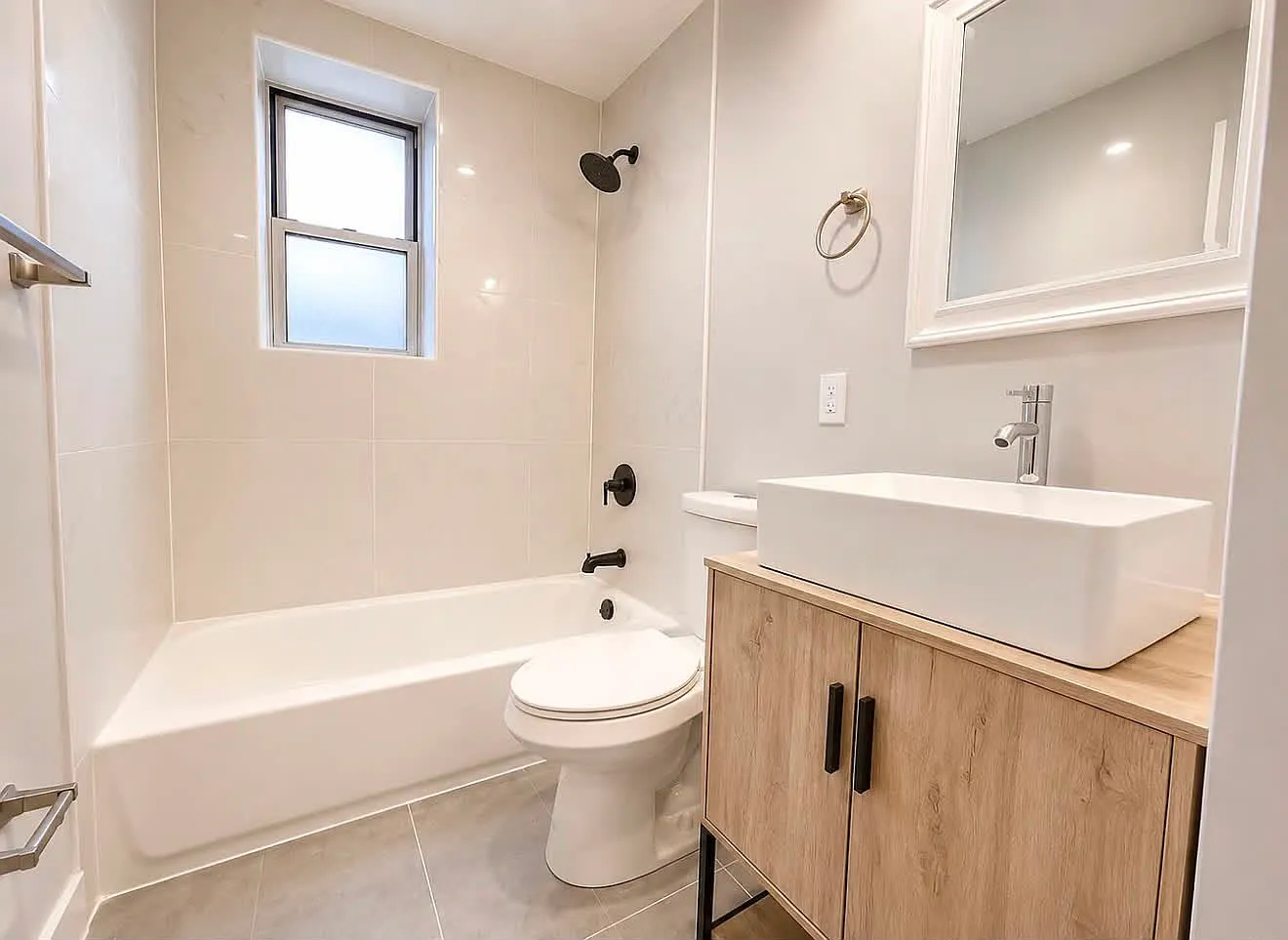3 bed, $2,195 — Photo 3