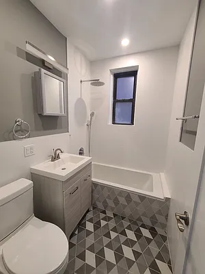 Sold by E Hudson Properties | media 4