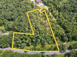 380 Babcock Lake Rd, Petersburg, NY 12138