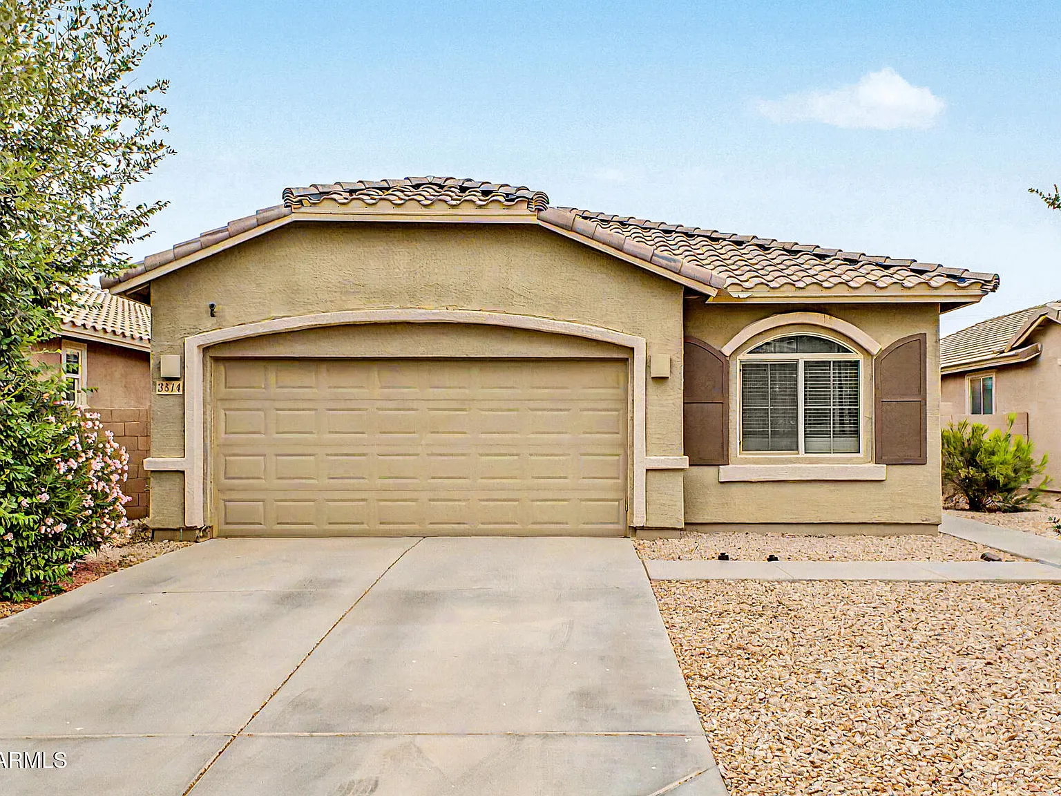 4 bed, 2.0 bath, 1806 sqft, $1,850 — Photo 2