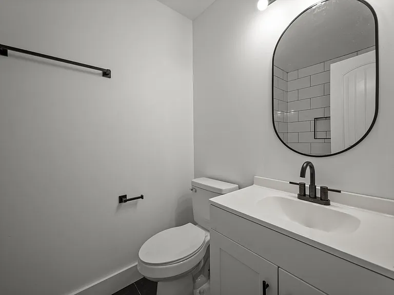 635 Myrtlewood Cir — Photo 17