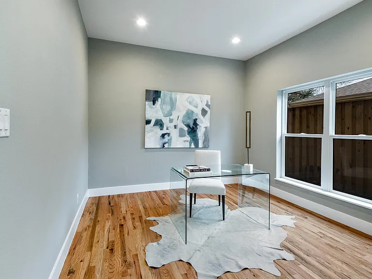 6249 Saint Moritz Ave — Photo 2