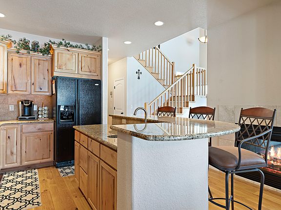 4th image of 179 Cobble Creek Ln #63