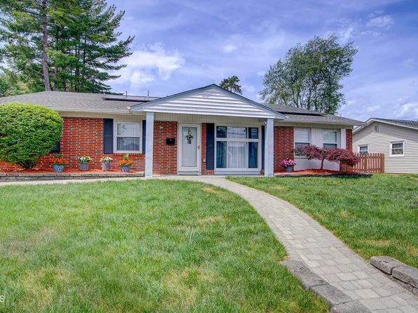 107 Monmouth Road, Monroe, NJ 08831