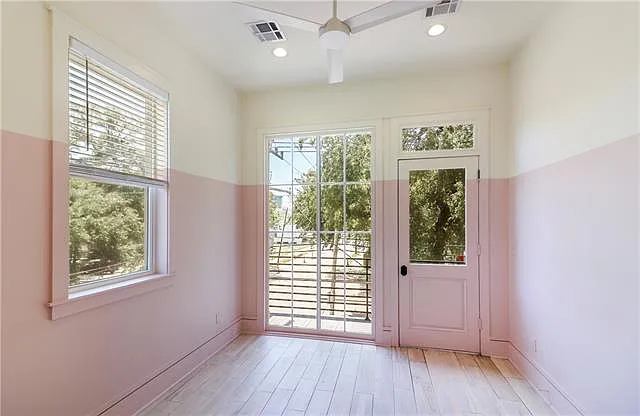 1801 Bienville St — Photo 11