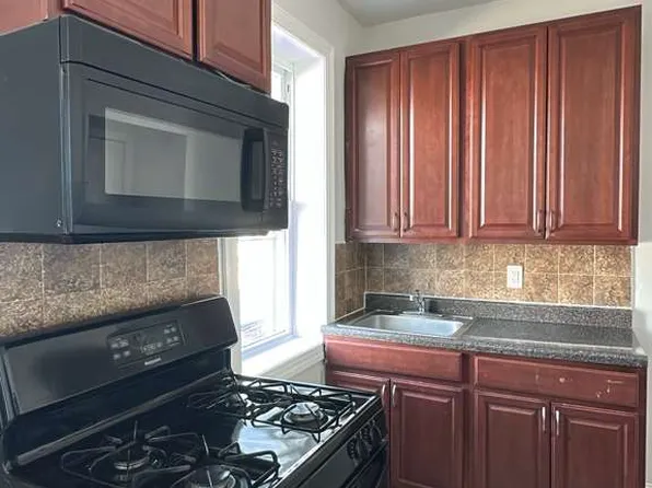 162 Bergen Ave, Jersey City, NJ