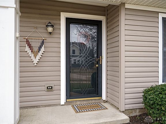4th image of 10328 Peacock Ln