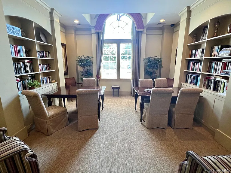 8 Green Ct — Photo 43
