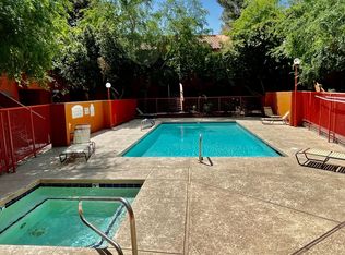 727 S Extension Rd, Mesa, AZ 85210