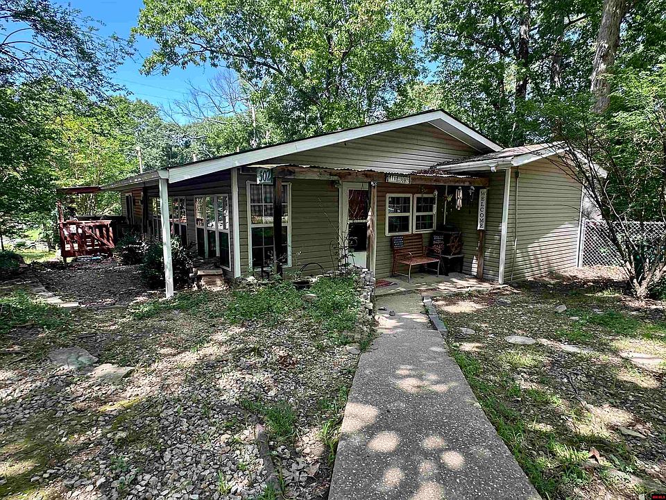1st image of 502 Shorecrest Dr