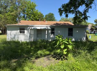 864 N 79th St, East Saint Louis, IL 62203